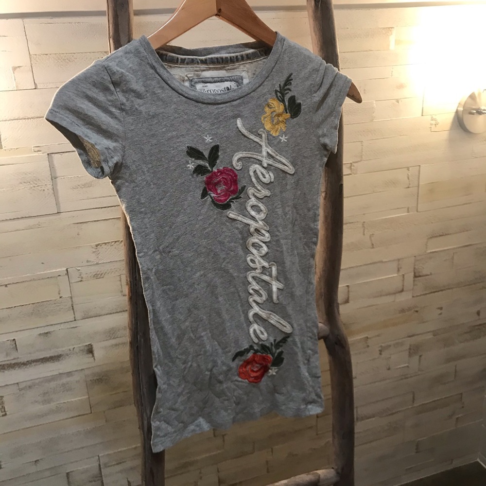 Aeropostale graphic tee
